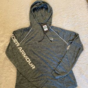 Under Armour dry fit pull over